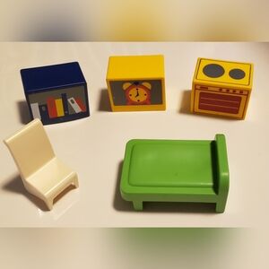 Vintage 1999 Playmobil 123 Dollhouse Furniture Kitchen Stove Bed Clock Bookshelf